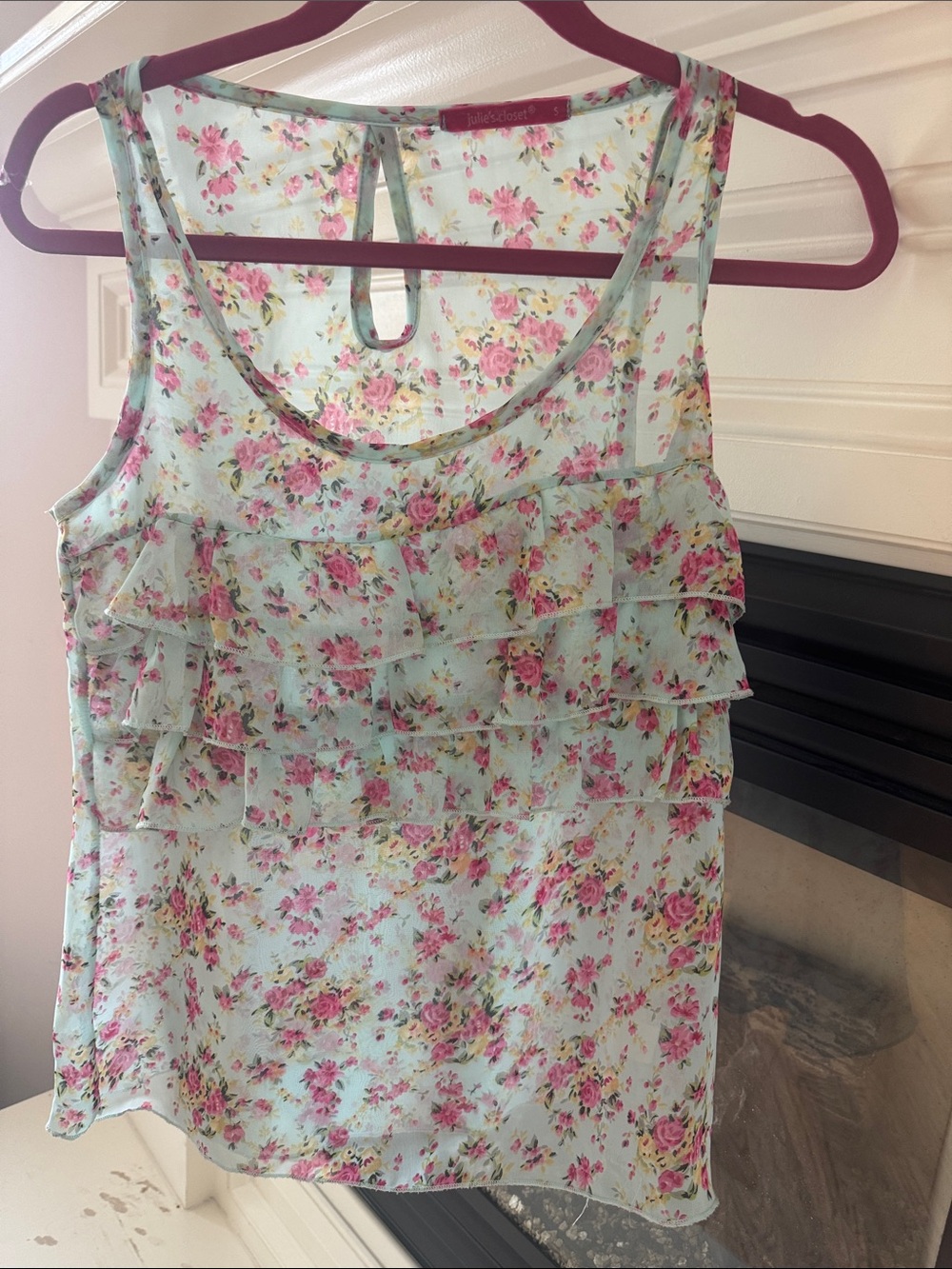 Sleeveless Floral Ruffle Tank Top - Mint with Pink Roses